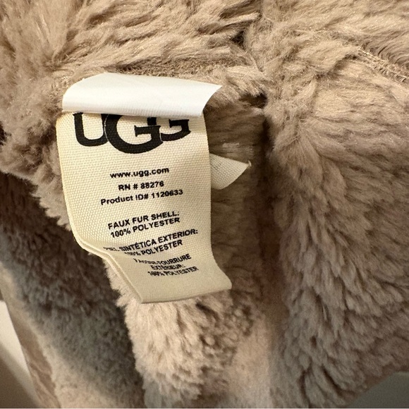 UGG coat - Picture 15 of 16